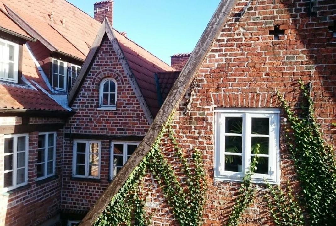 Luneburg Wasserviertel Buitenkant foto